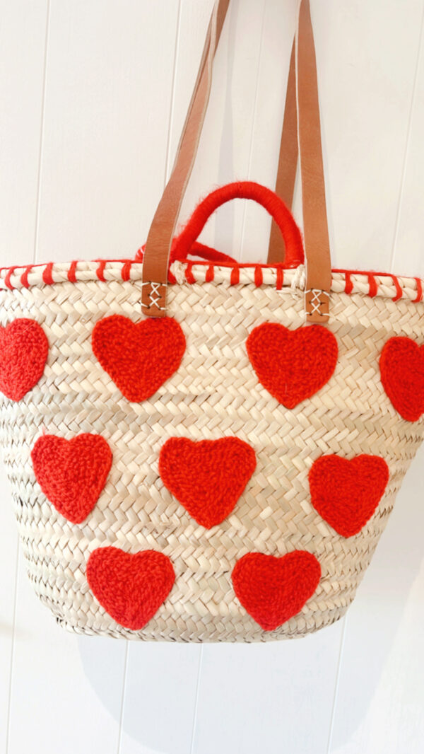 panier coeur rouge